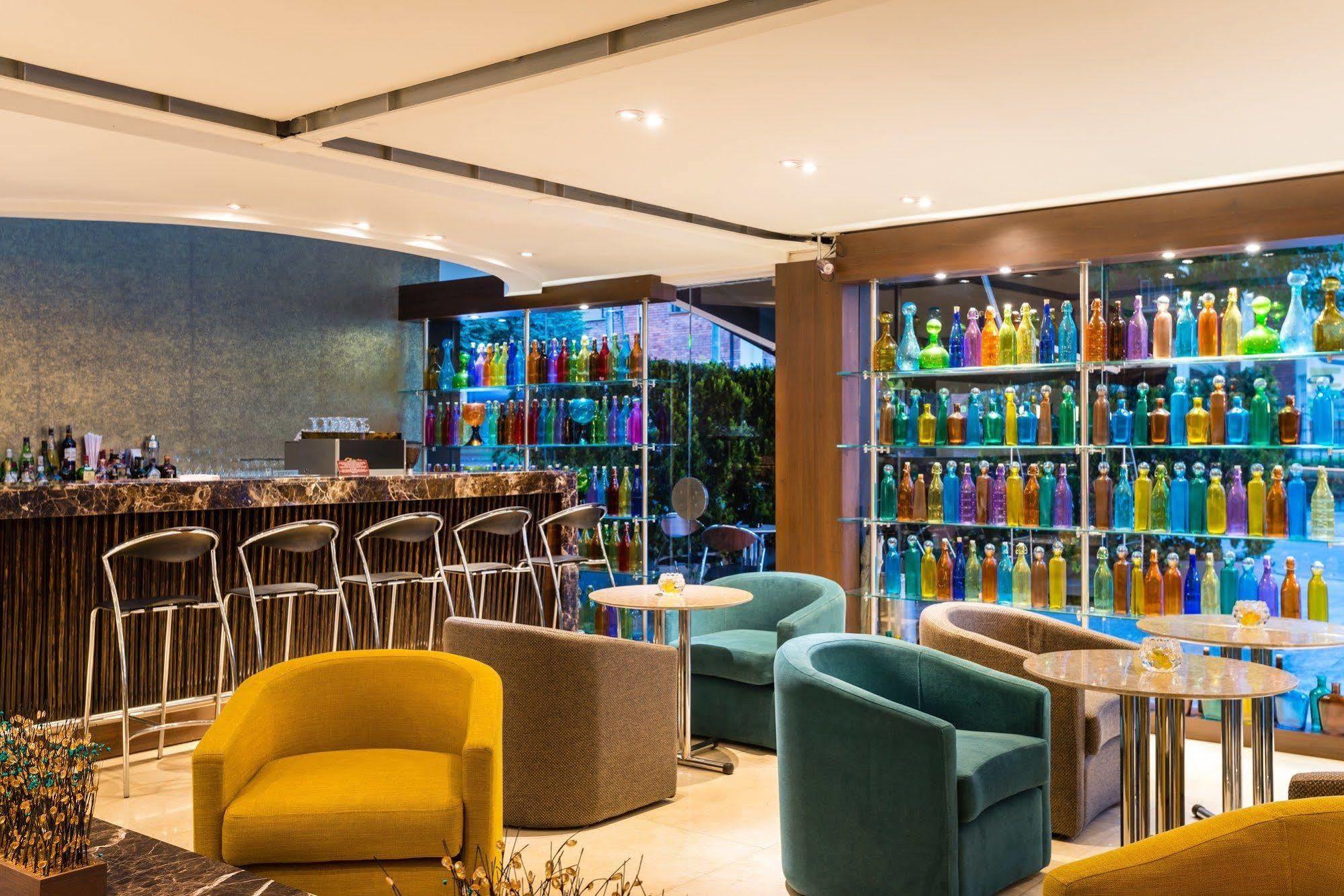 Hotel Lugano Suites Богота Экстерьер фото
