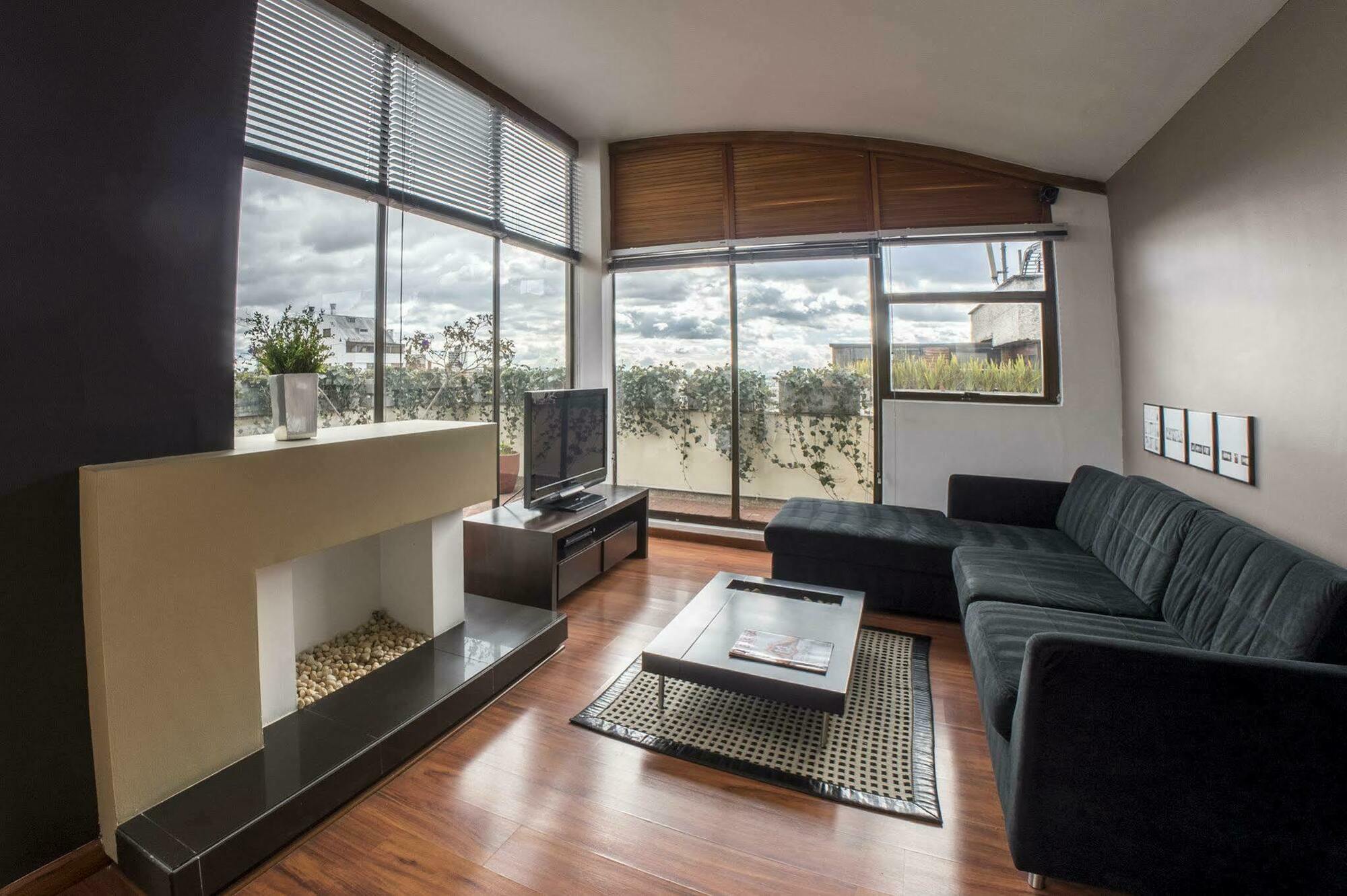 Hotel Lugano Suites Богота Экстерьер фото